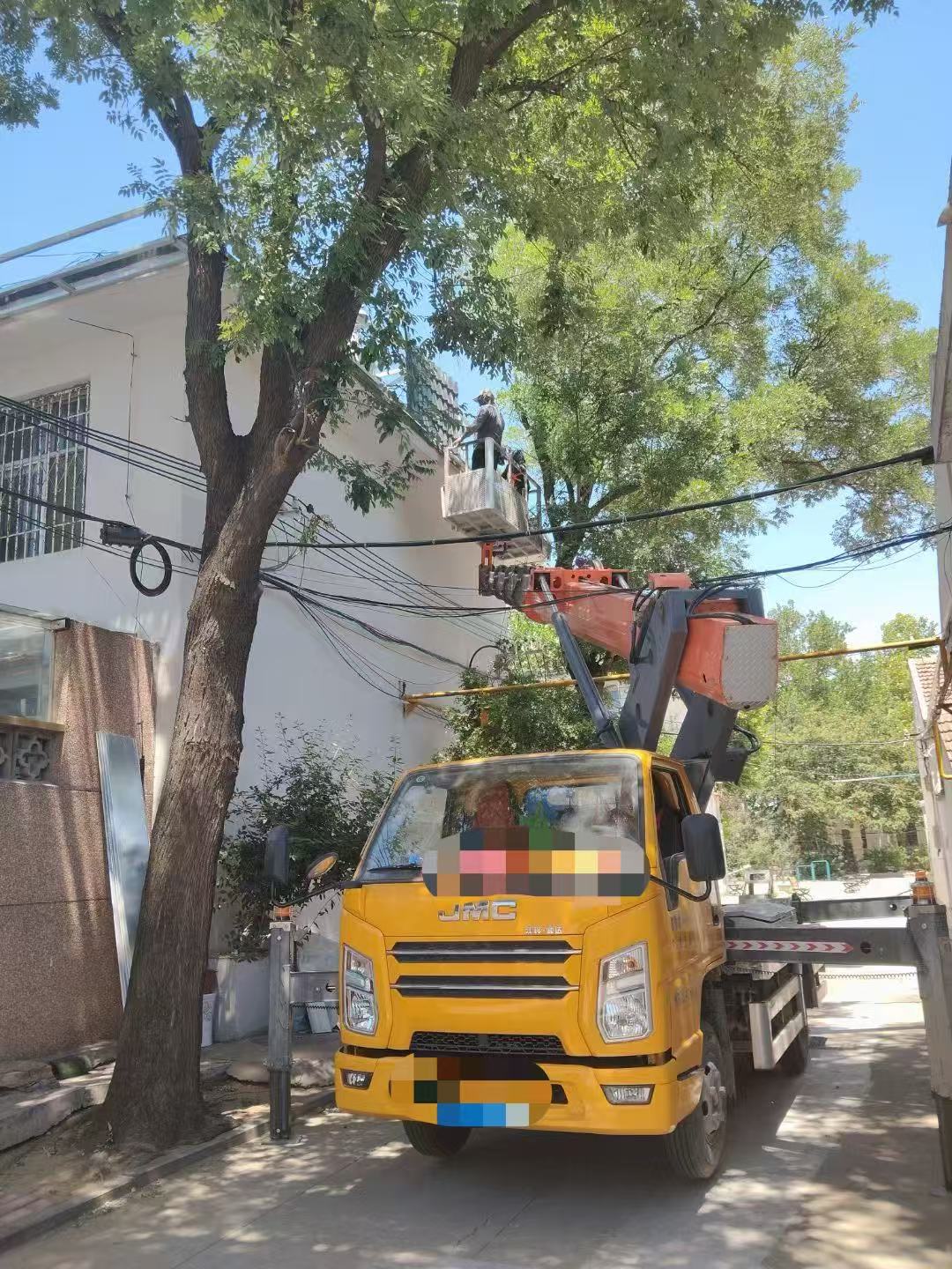 兰山区高空作业车能吊装重物吗？最大承载多少公斤？