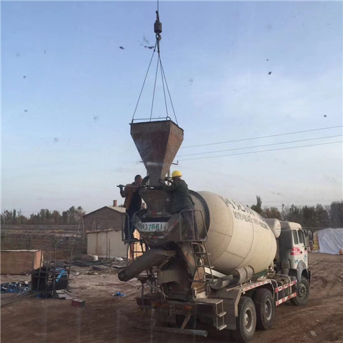 兰山区“精准瞄准”—— 吊车的 “定位导航” 技术